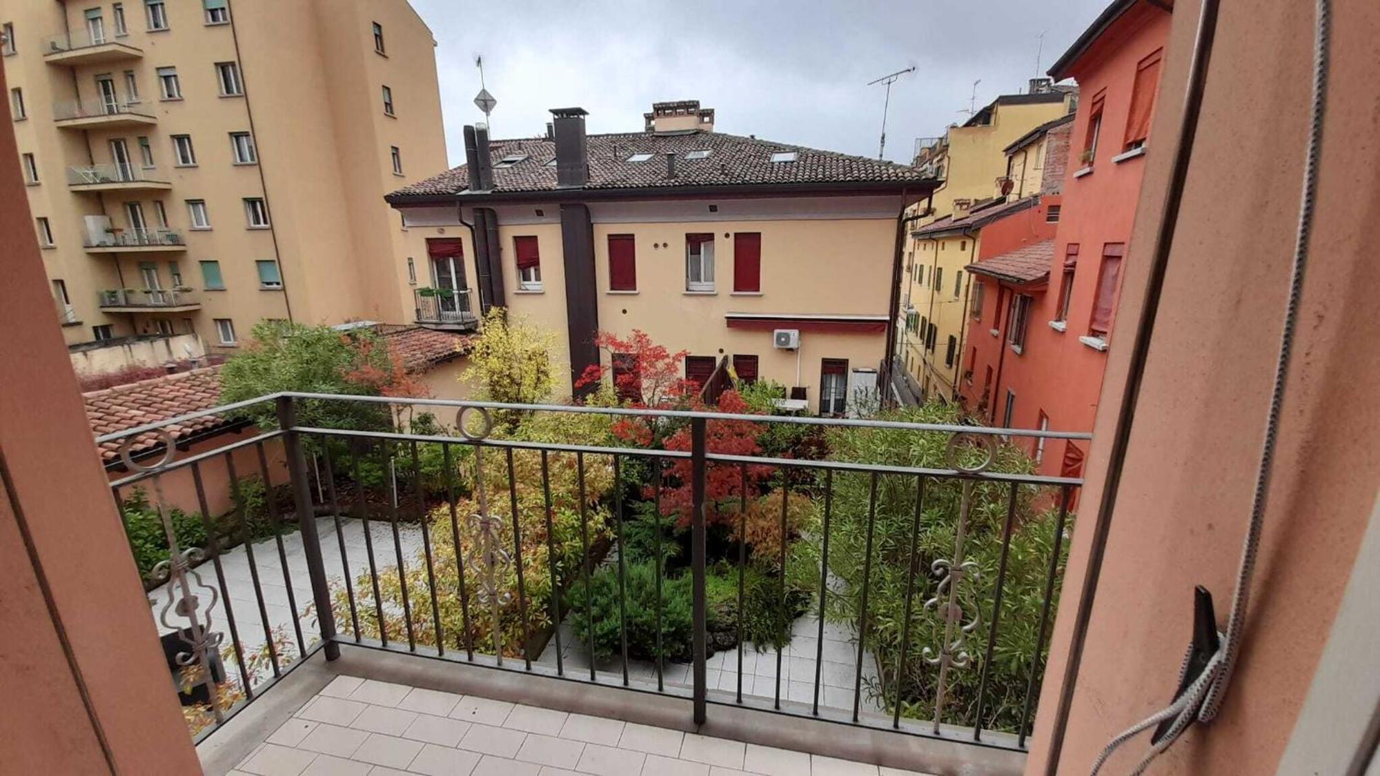 Happy Apartment - Twa Болонья Екстер'єр фото